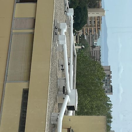 Joli Apartemo O Centro Le Lavandou Exteriör bild