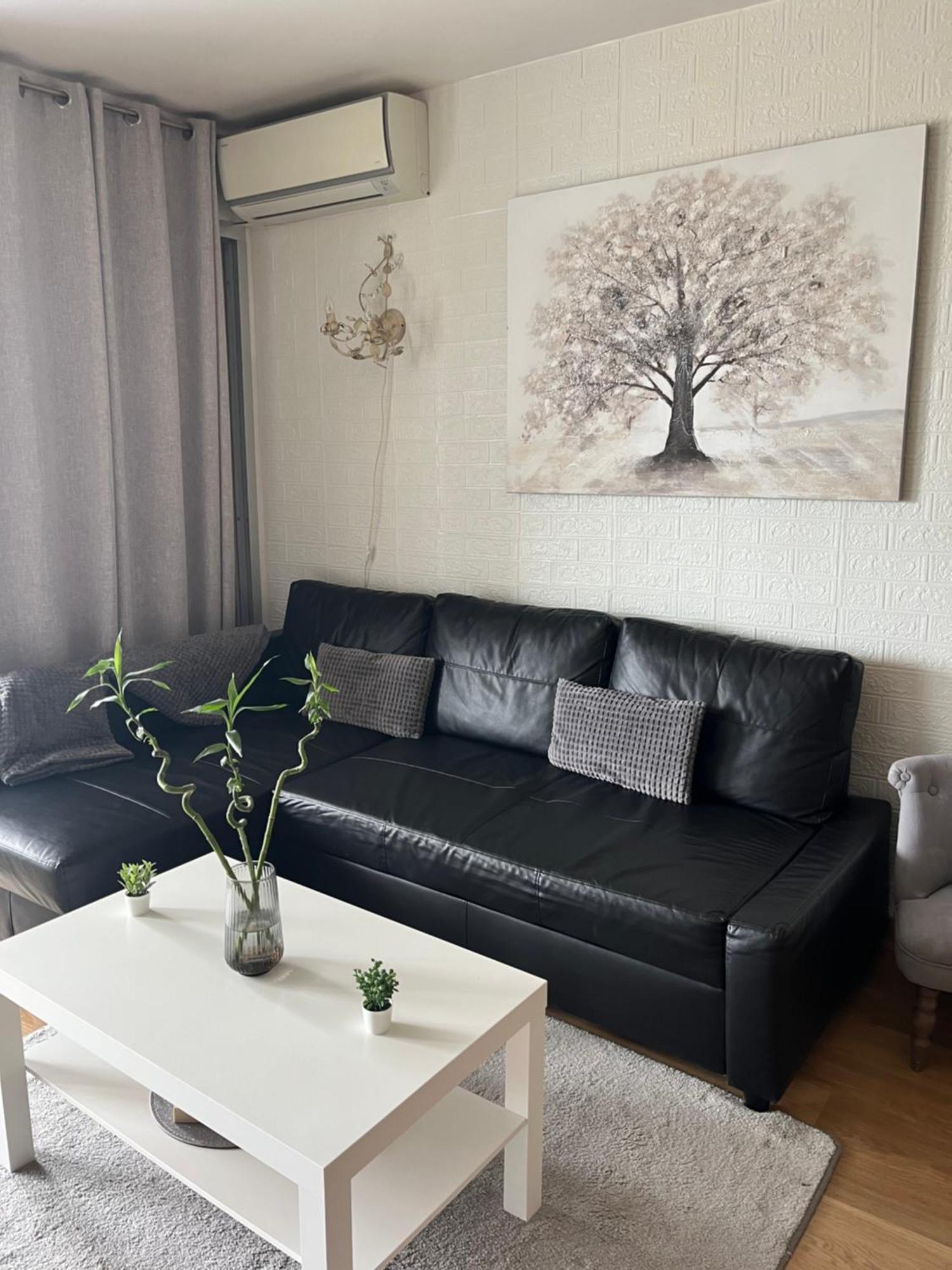 Joli Apartemo O Centro Le Lavandou Exteriör bild